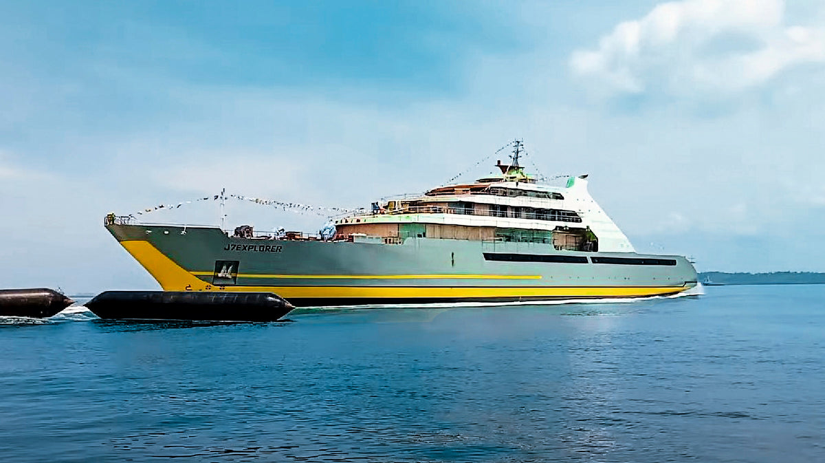 J7 Explorer